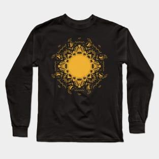 Bee on a sunflower Long Sleeve T-Shirt